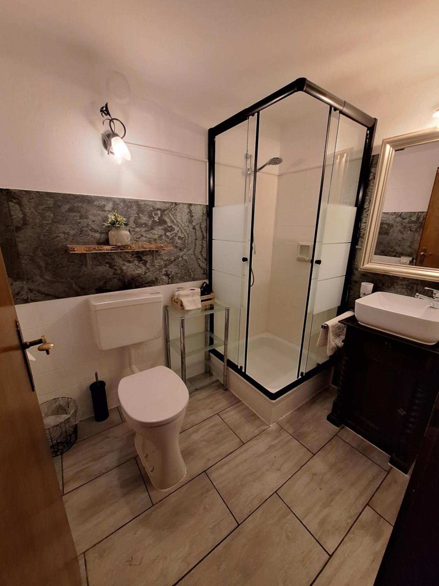 Berggasthof Schwaigerhof Haus im Ennstal Habitación foto